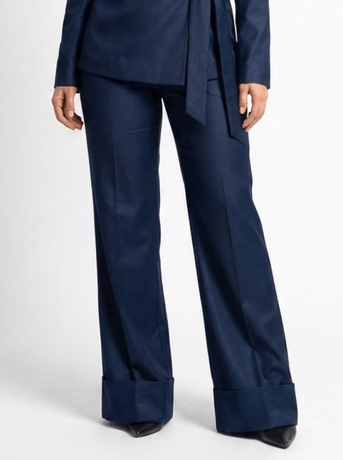 Elegant Wide-Leg Trousers – Navy