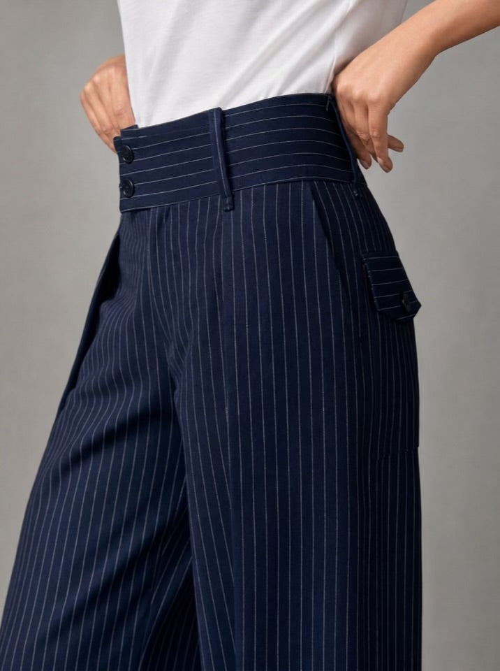 The Gabardine Pleated Pants - Navy