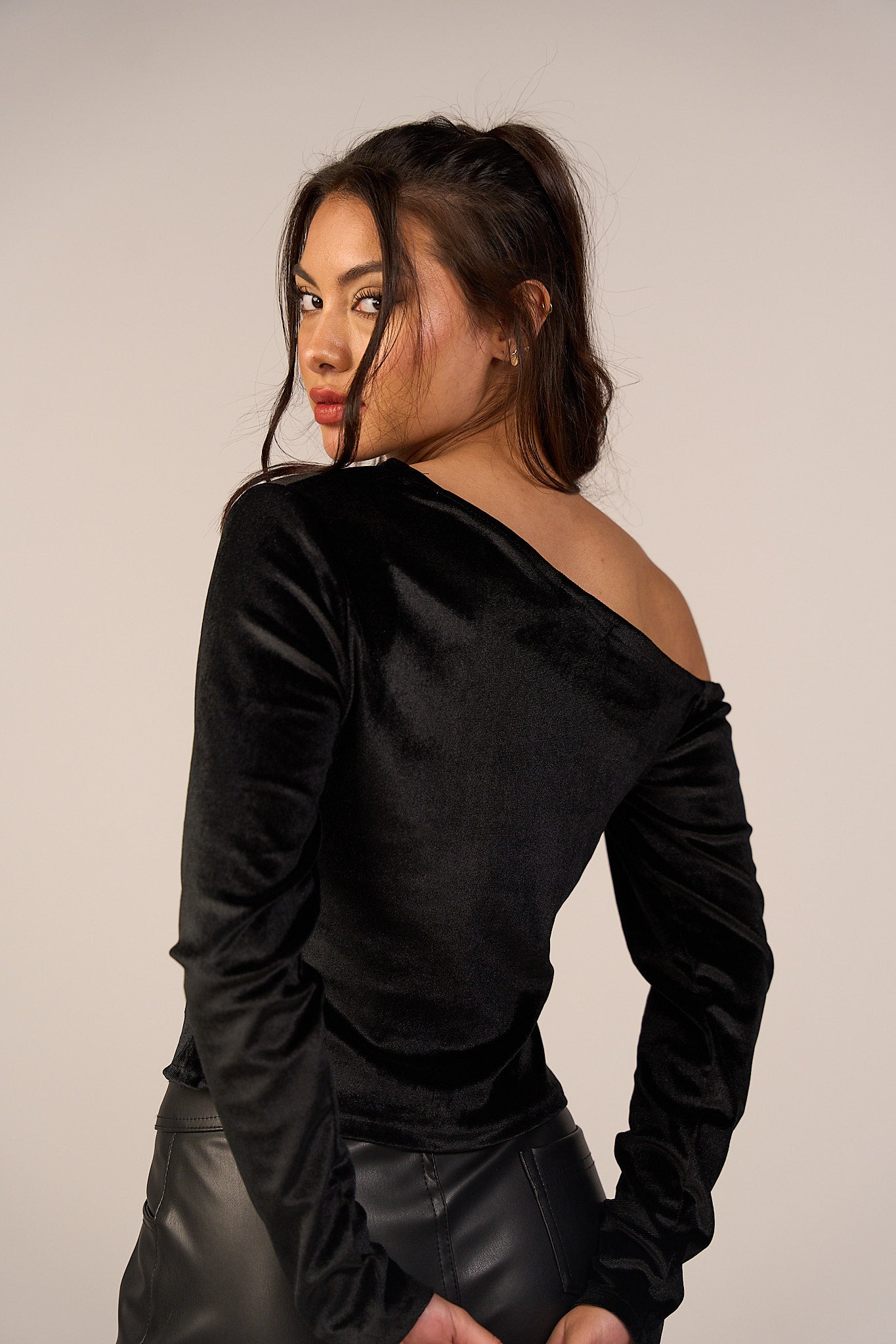 Hushy Wear - Your Fashion Brand Store